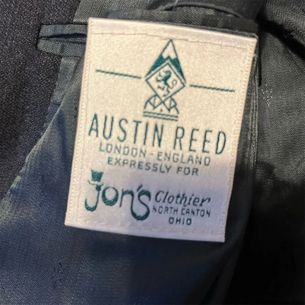 Austin Reed Men's Gray Wool Blazer 43L Formal Jacket two front buttons
